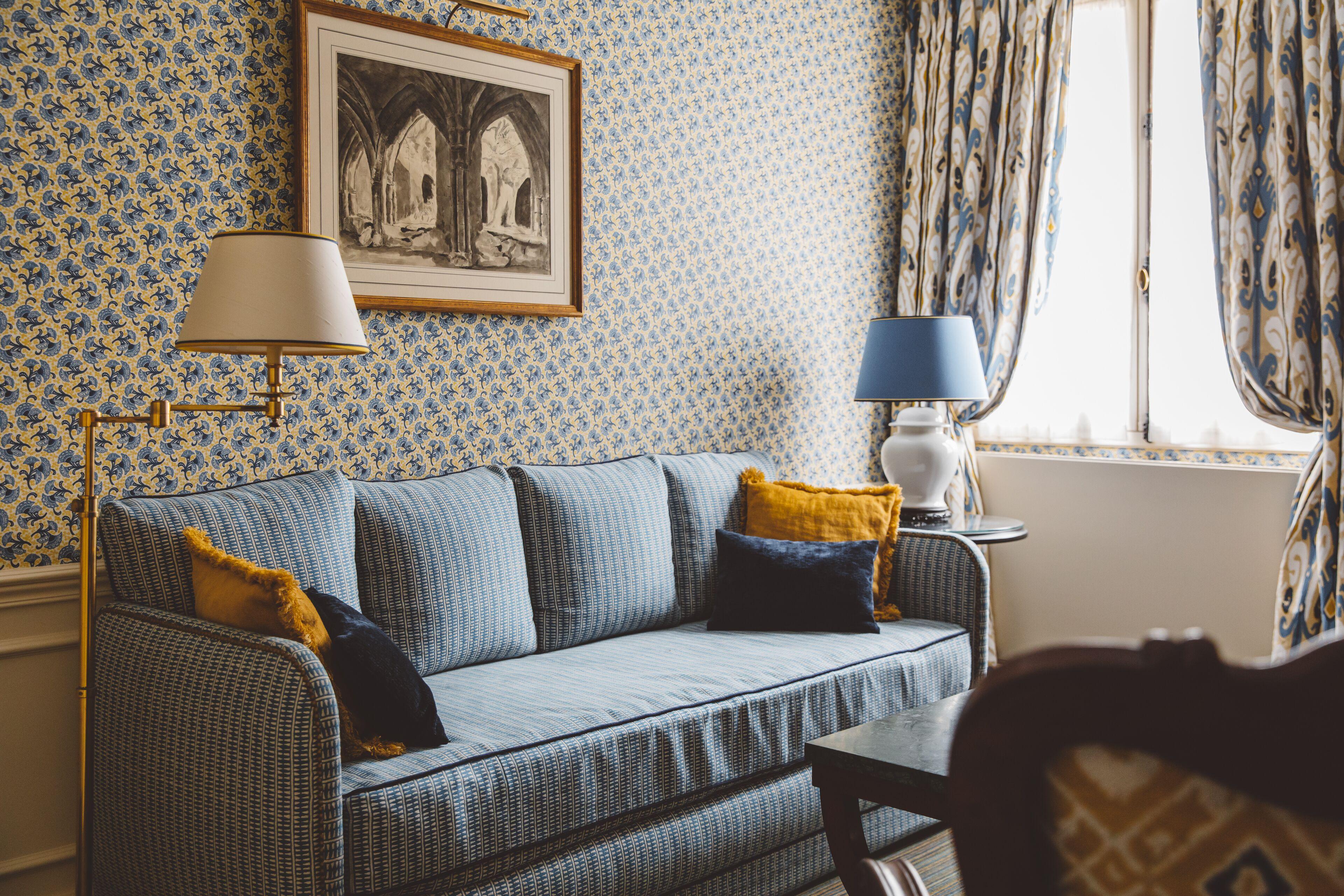 De L'abbaye Hotel 4*